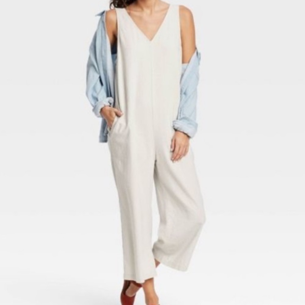 Universal thread linen blend romper- small